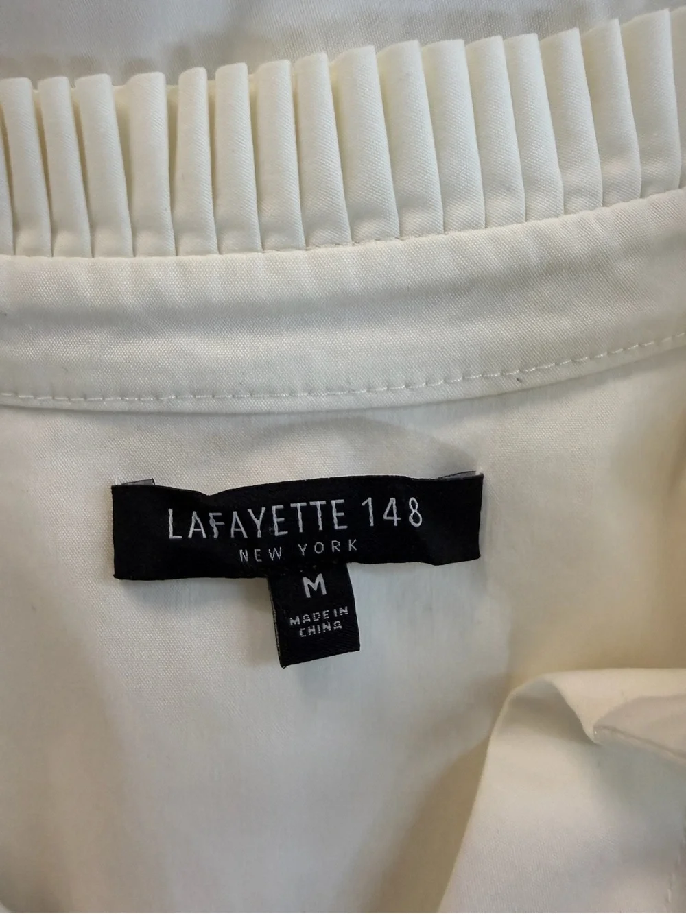 Lafayette 148 New York Women’s Size Medum Sleeveless Button Front Blouse - Picture 6 of 9